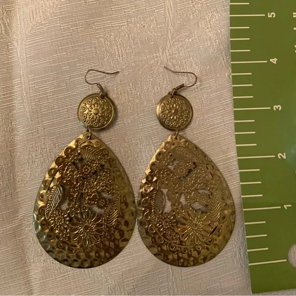 Earrings 2 pairs - Picture 3 of 3